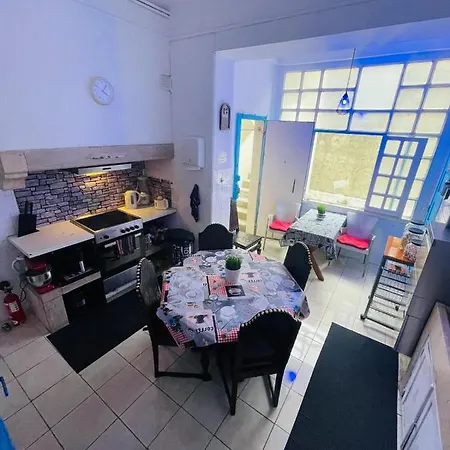 Rostelbem Hostel